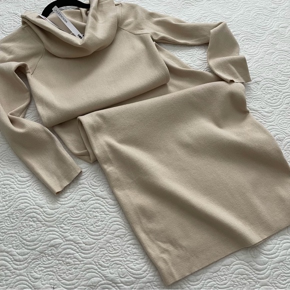 Merokeety Tan Sweater Dress Size Small - Picture 5 of 14